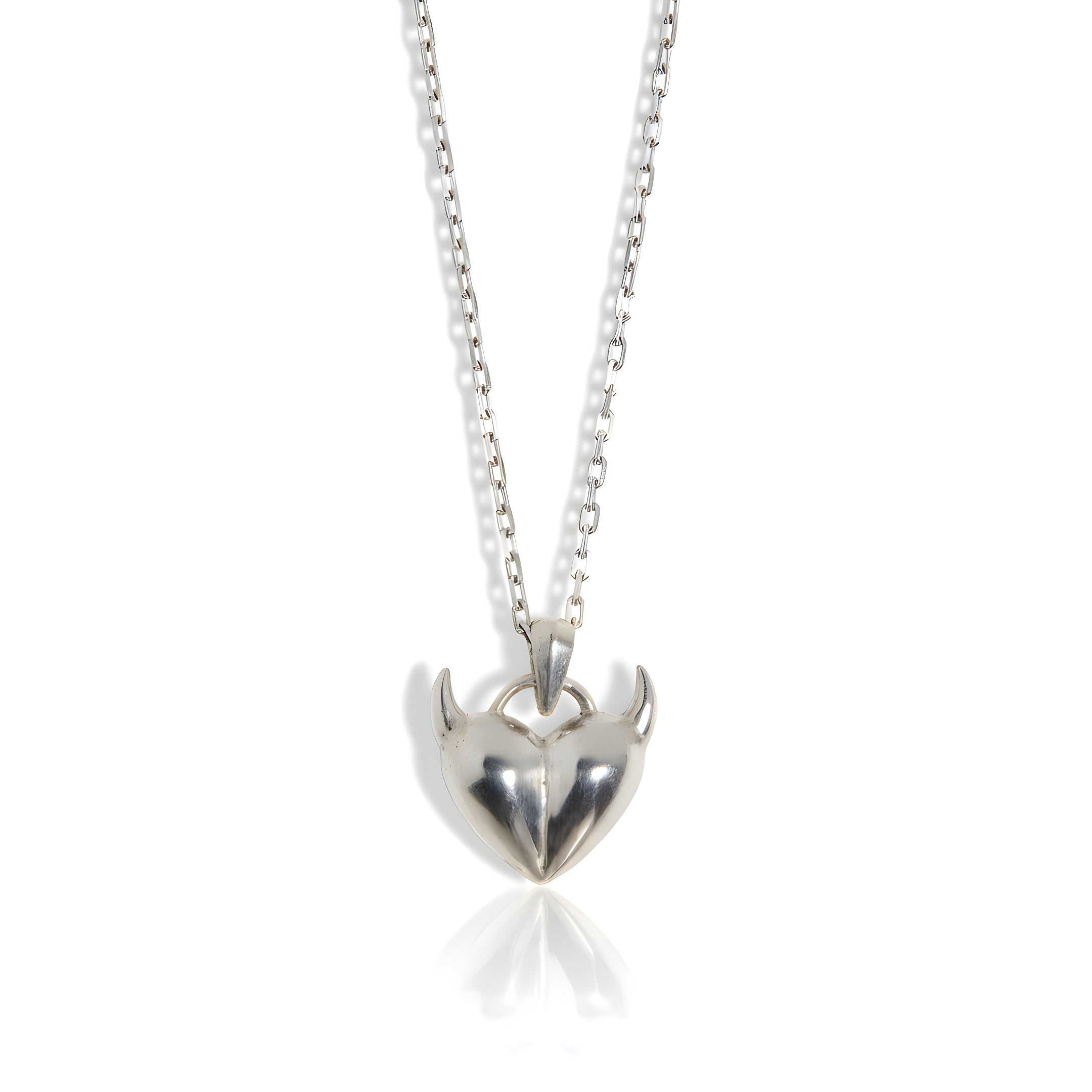 Horny pendant